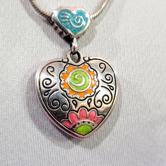RARE RETIRED BRIGHTON FLOURISHED HEARTS NECKLACE NWOT - Picture 2 of 6